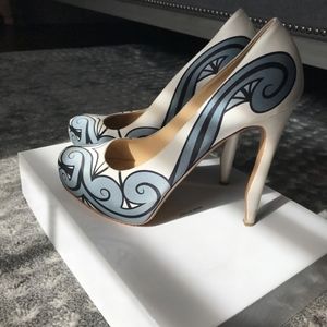 Nicholas Kirkwood Satin Swirl Pump (worn twice)